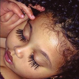 Meet your Posher, Zaaqia